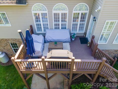 1890 Waterbury Court Hickory NC 28602
