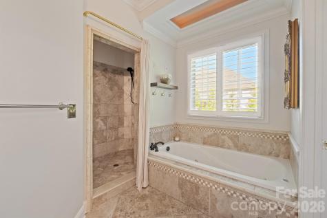 1890 Waterbury Court Hickory NC 28602