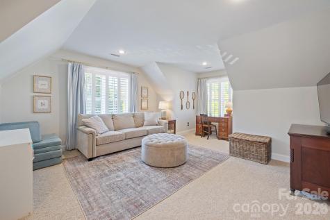 1890 Waterbury Court Hickory NC 28602