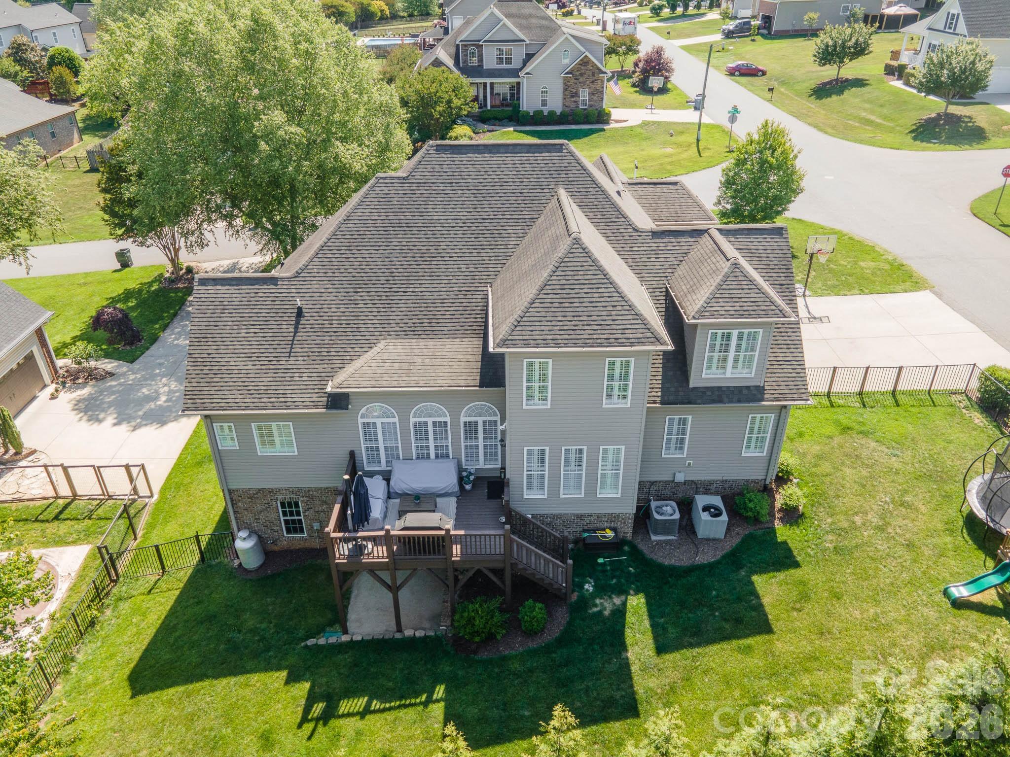 1890 Waterbury Court Hickory NC 28602