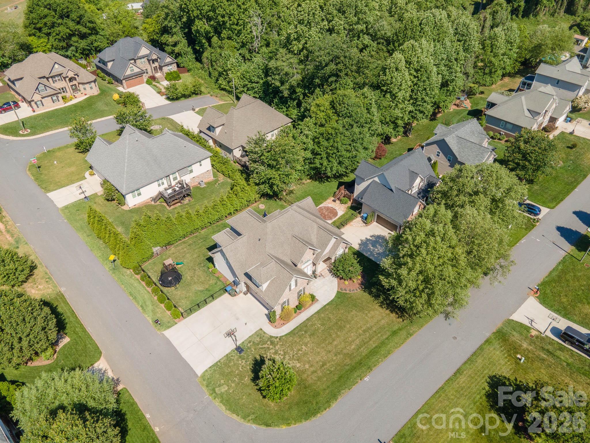 1890 Waterbury Court Hickory NC 28602