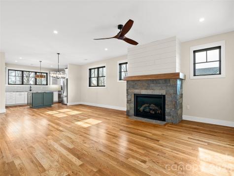 17 Ashe Park Circle Asheville NC 28806