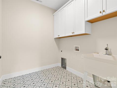 17 Ashe Park Circle Asheville NC 28806