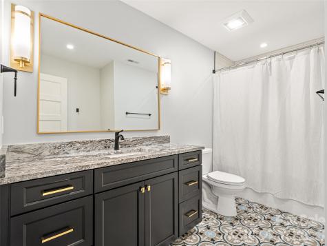 17 Ashe Park Circle Asheville NC 28806