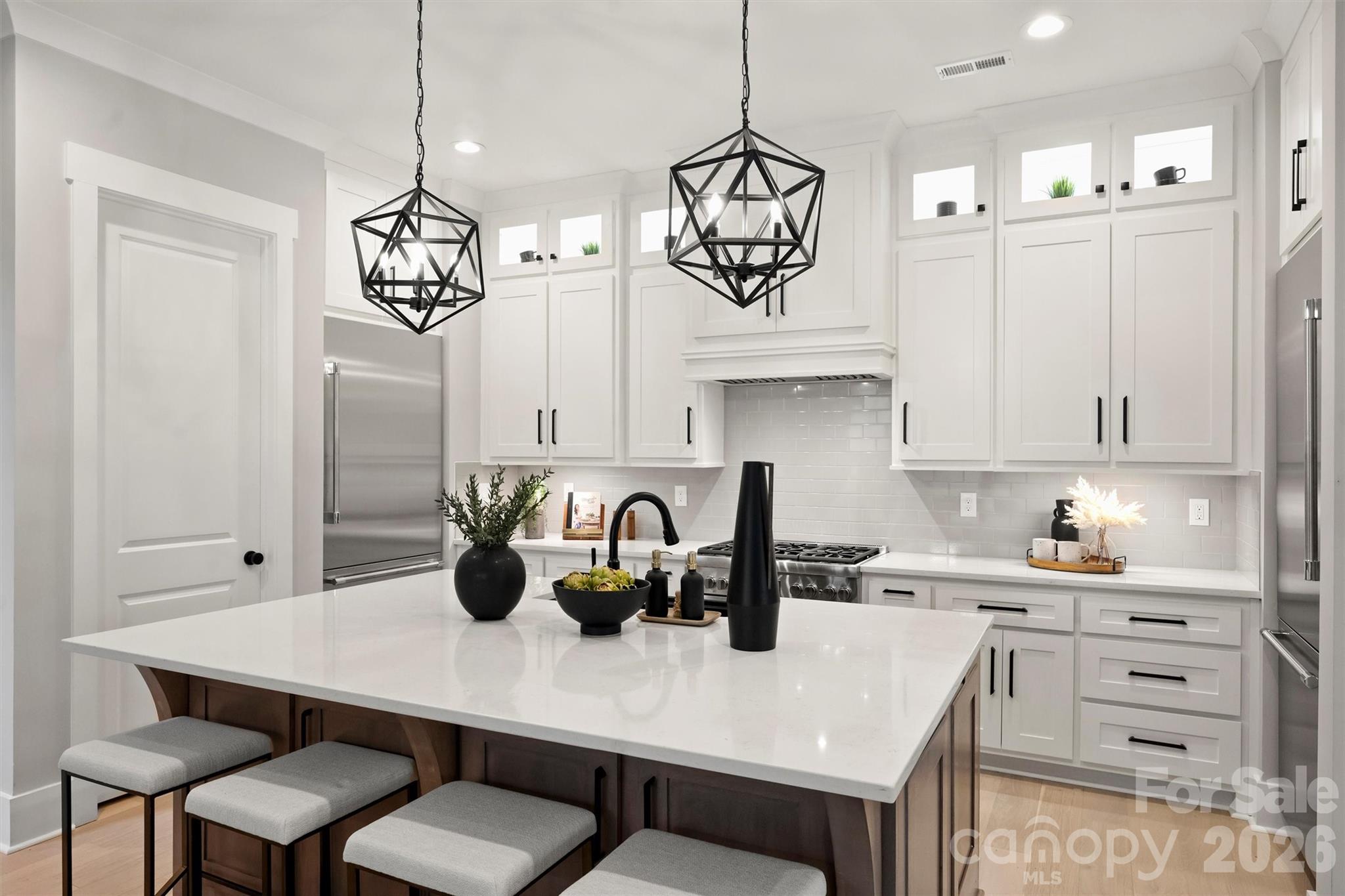 8163 Fairview Road Charlotte NC 28226