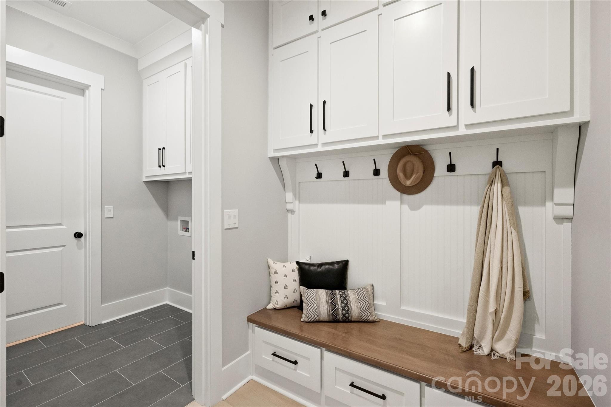8163 Fairview Road Charlotte NC 28226