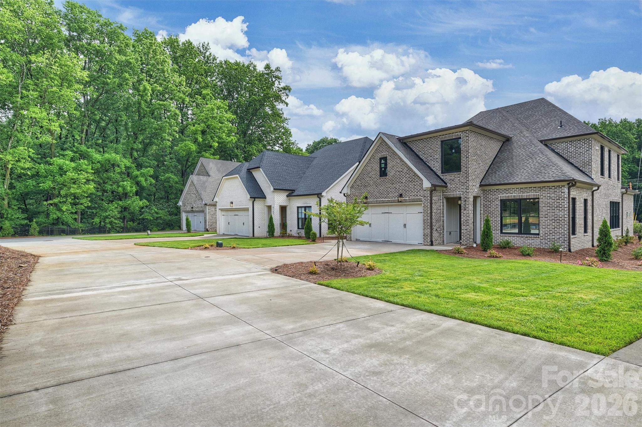 8163 Fairview Road Charlotte NC 28226