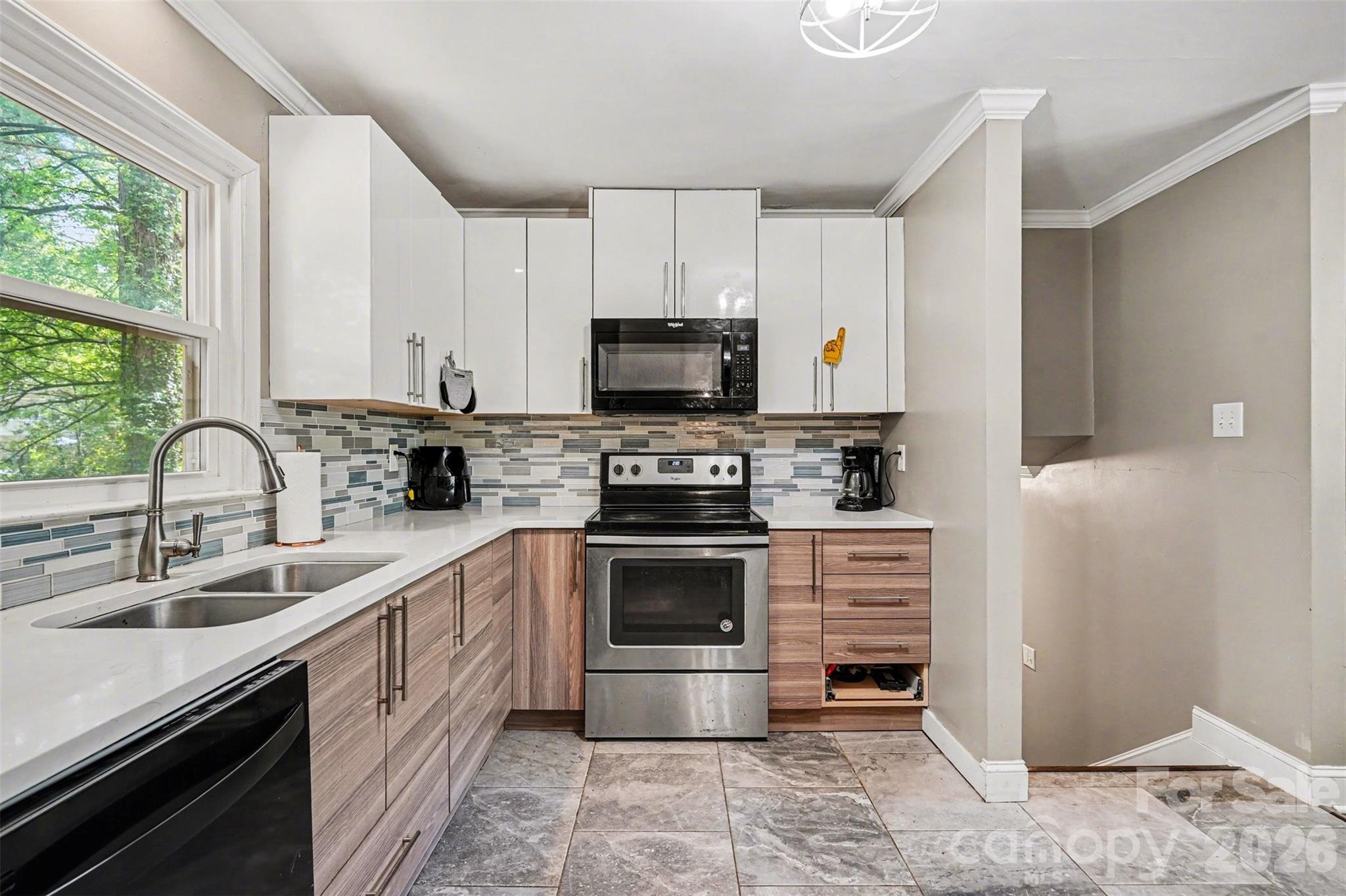 912 Bannister Place Charlotte NC 28213