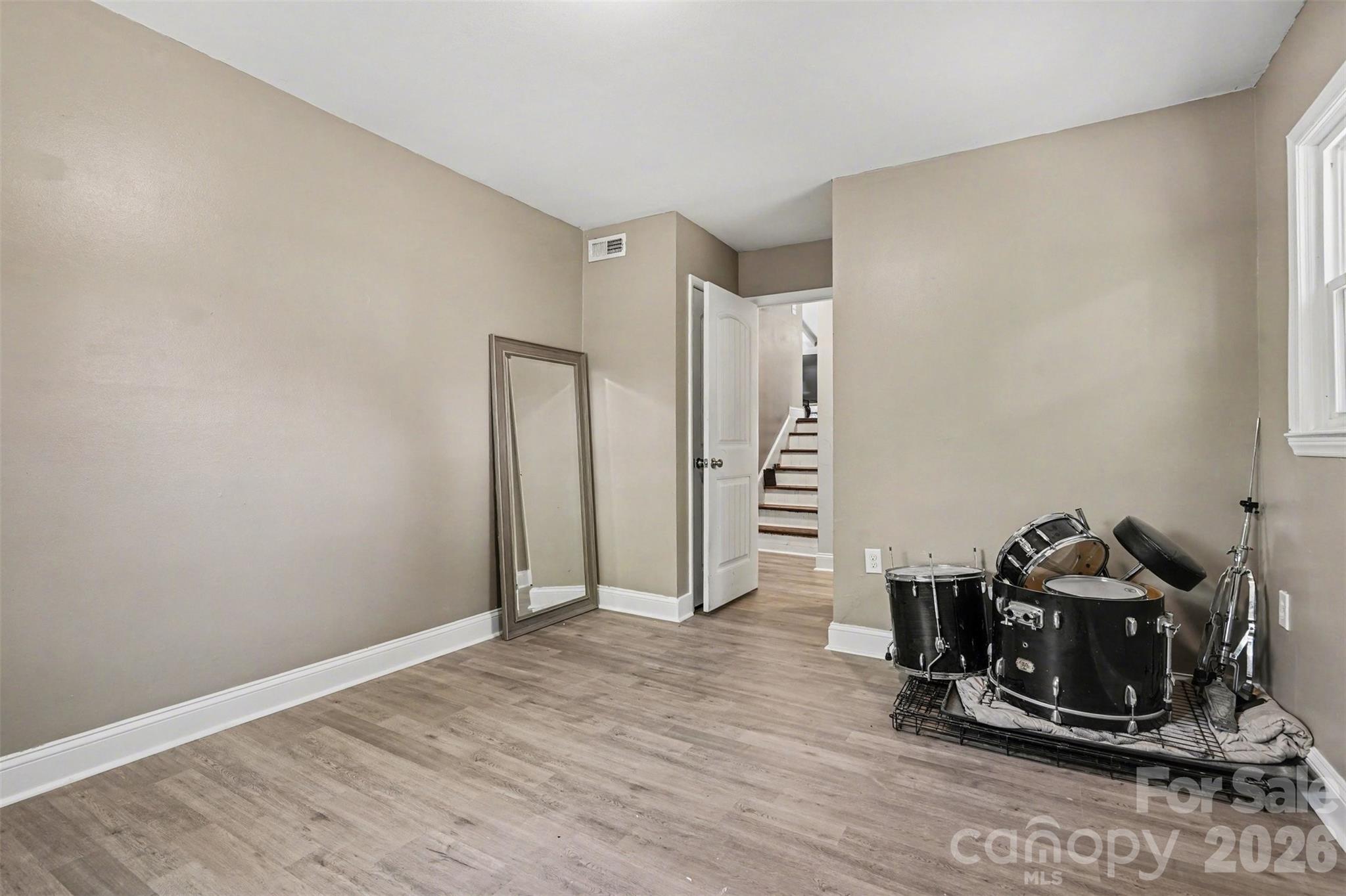 912 Bannister Place Charlotte NC 28213