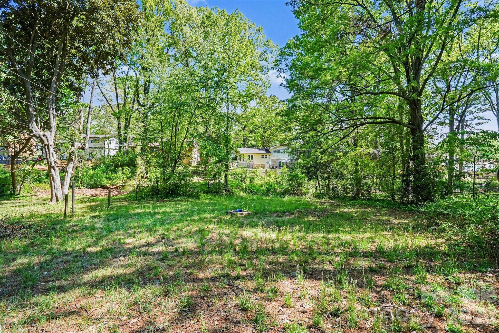 912 Bannister Place Charlotte NC 28213