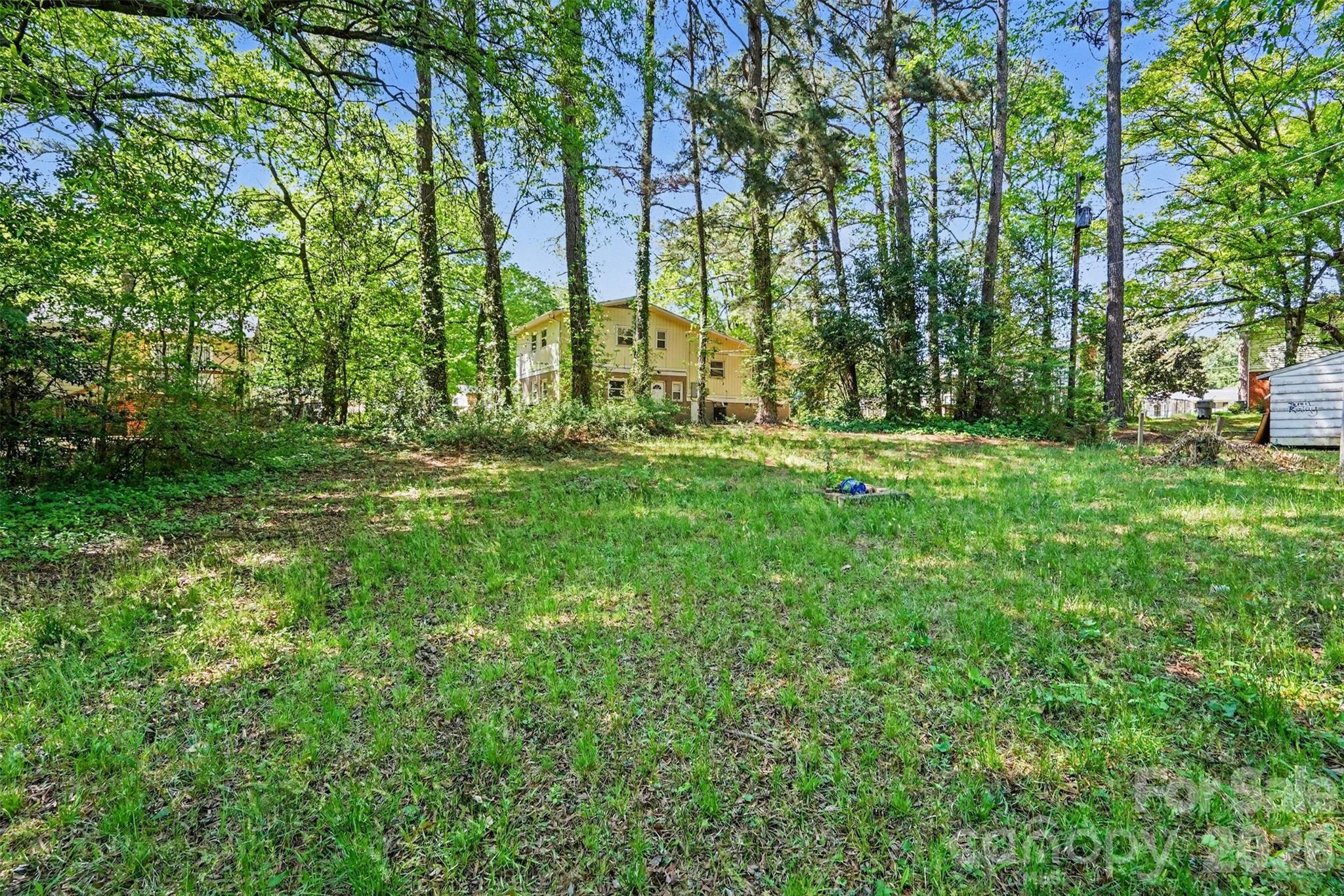 912 Bannister Place Charlotte NC 28213