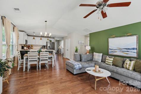 4727 Mcclure Road Charlotte NC 28216