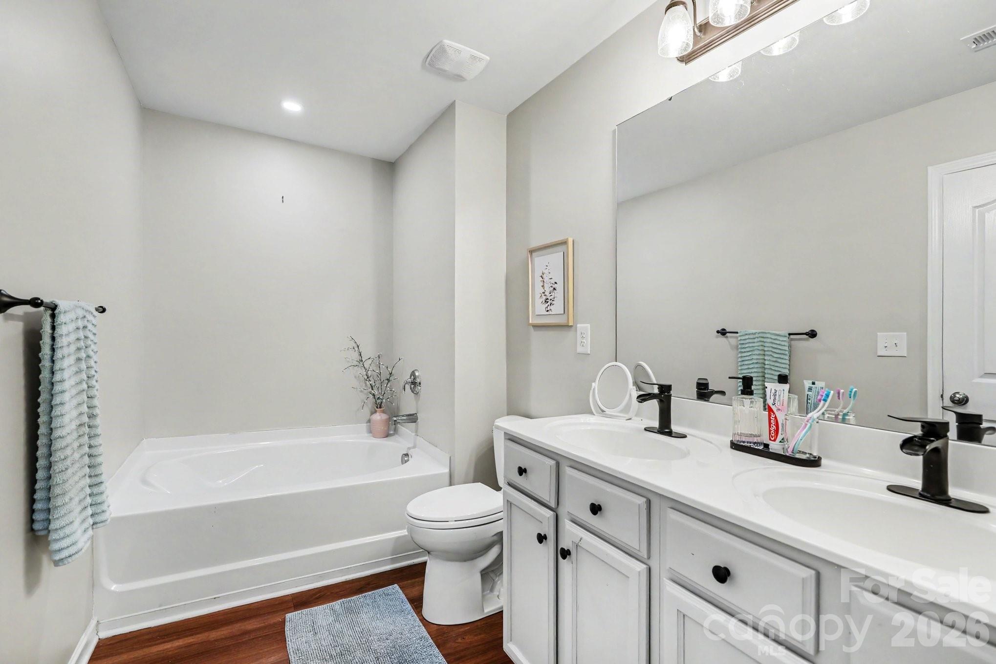 4727 Mcclure Road Charlotte NC 28216