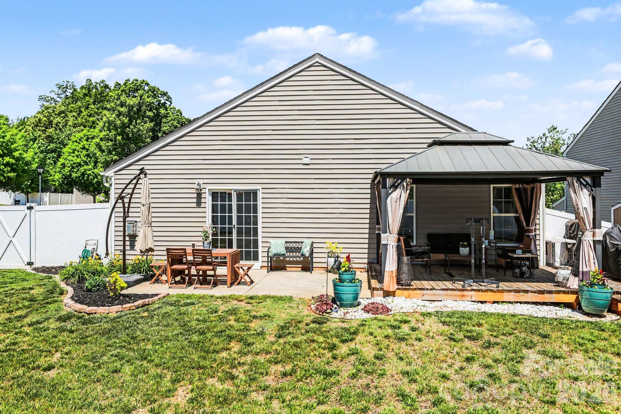 4727 Mcclure Road Charlotte NC 28216