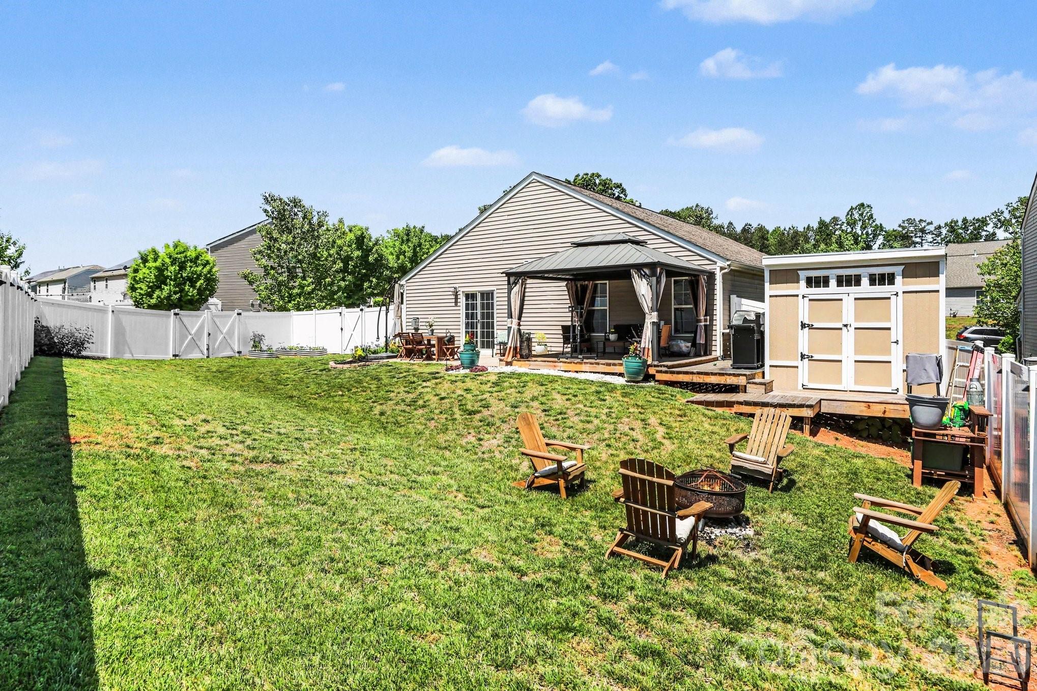 4727 Mcclure Road Charlotte NC 28216