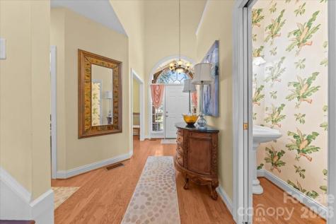 704 Shoreline Drive New London NC 28127