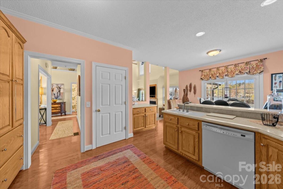 704 Shoreline Drive New London NC 28127