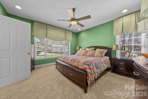 704 Shoreline Drive New London NC 28127