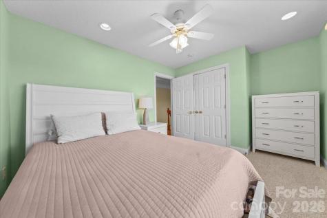 704 Shoreline Drive New London NC 28127