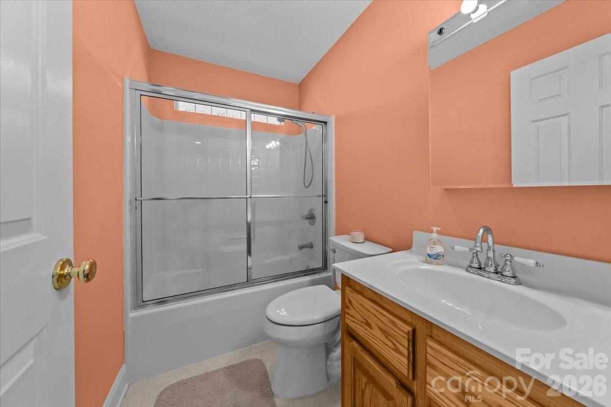 704 Shoreline Drive New London NC 28127
