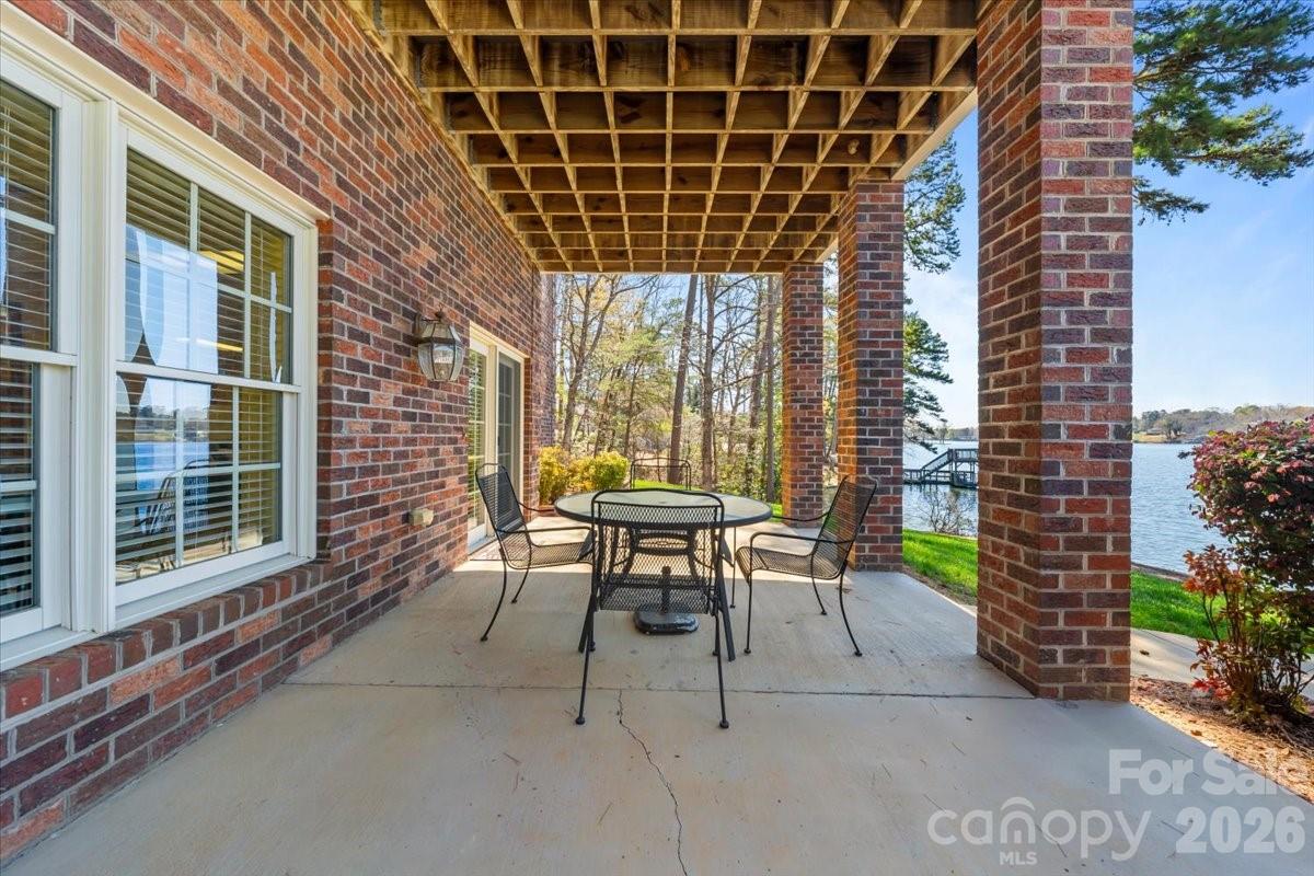 704 Shoreline Drive New London NC 28127