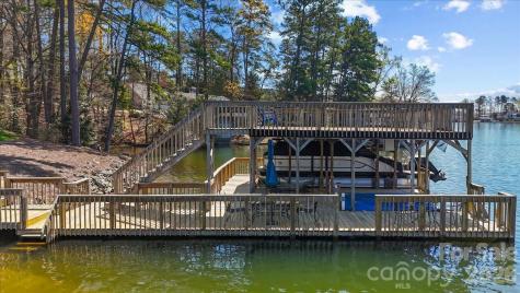 704 Shoreline Drive New London NC 28127