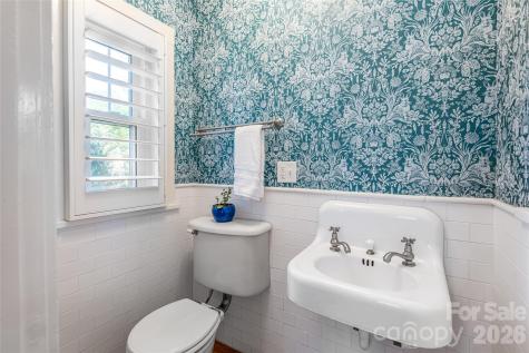 55 Edgemont Road Asheville NC 28801