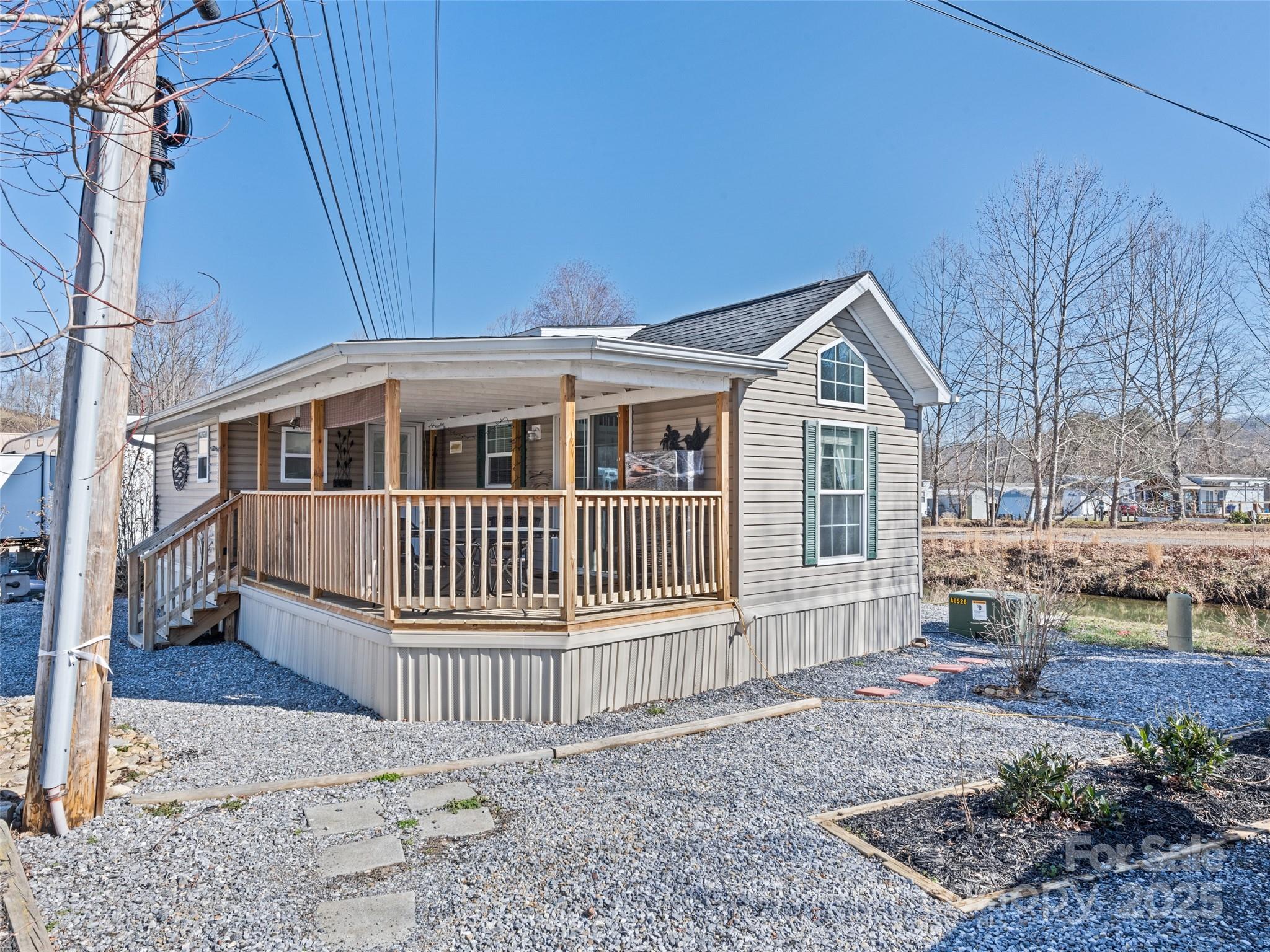 255 Mallard Loop Waynesville NC 28785