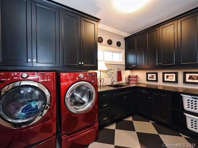 6304 Saint Stephen Lane Charlotte NC 28210