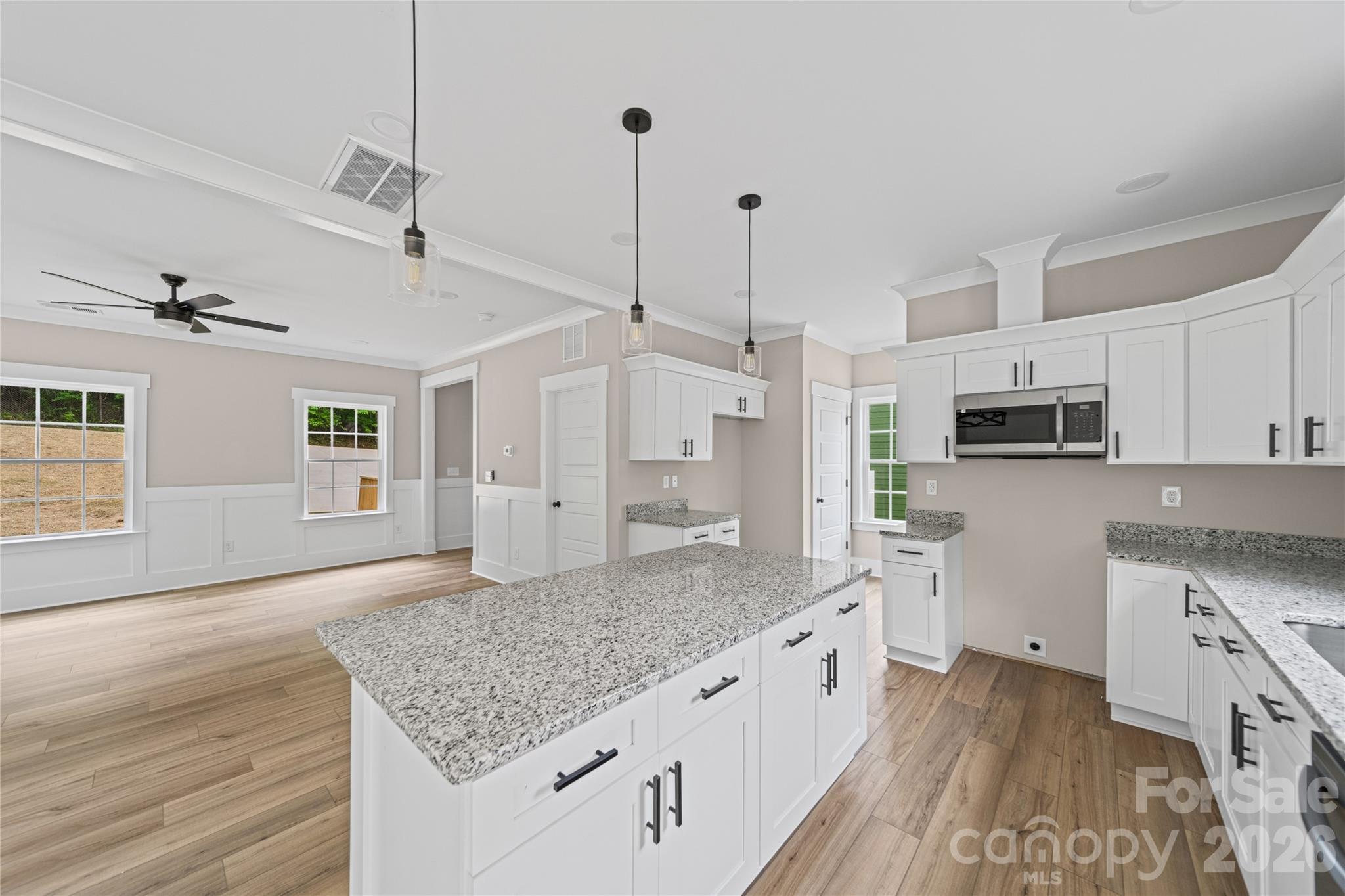 906 Dewey Street Badin NC 28009