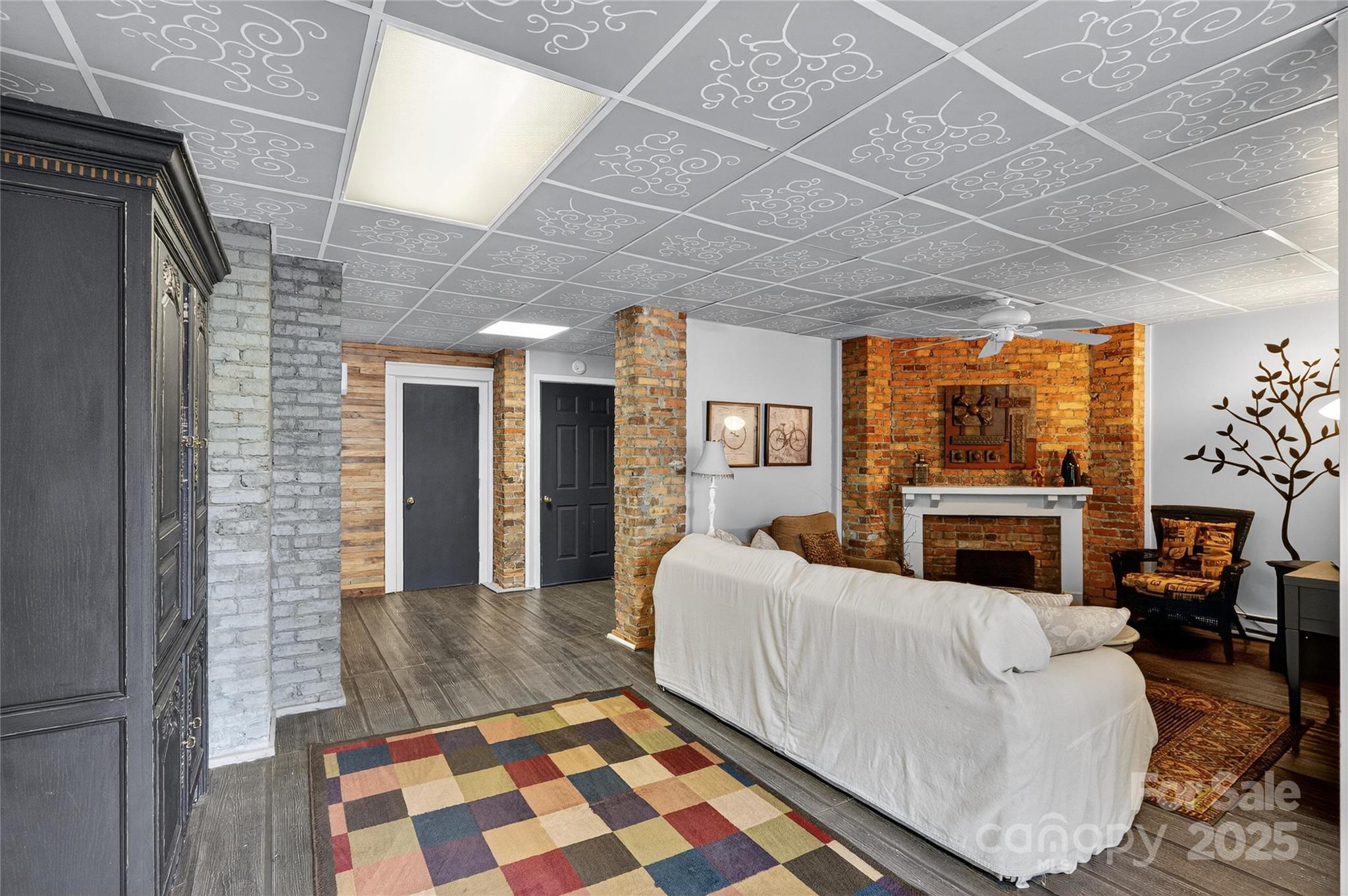178 S Caldwell Street Brevard NC 28712