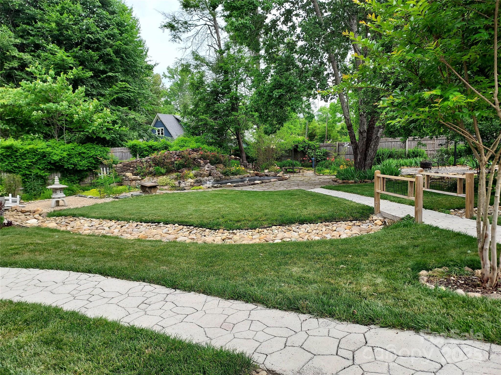 178 S Caldwell Street Brevard NC 28712