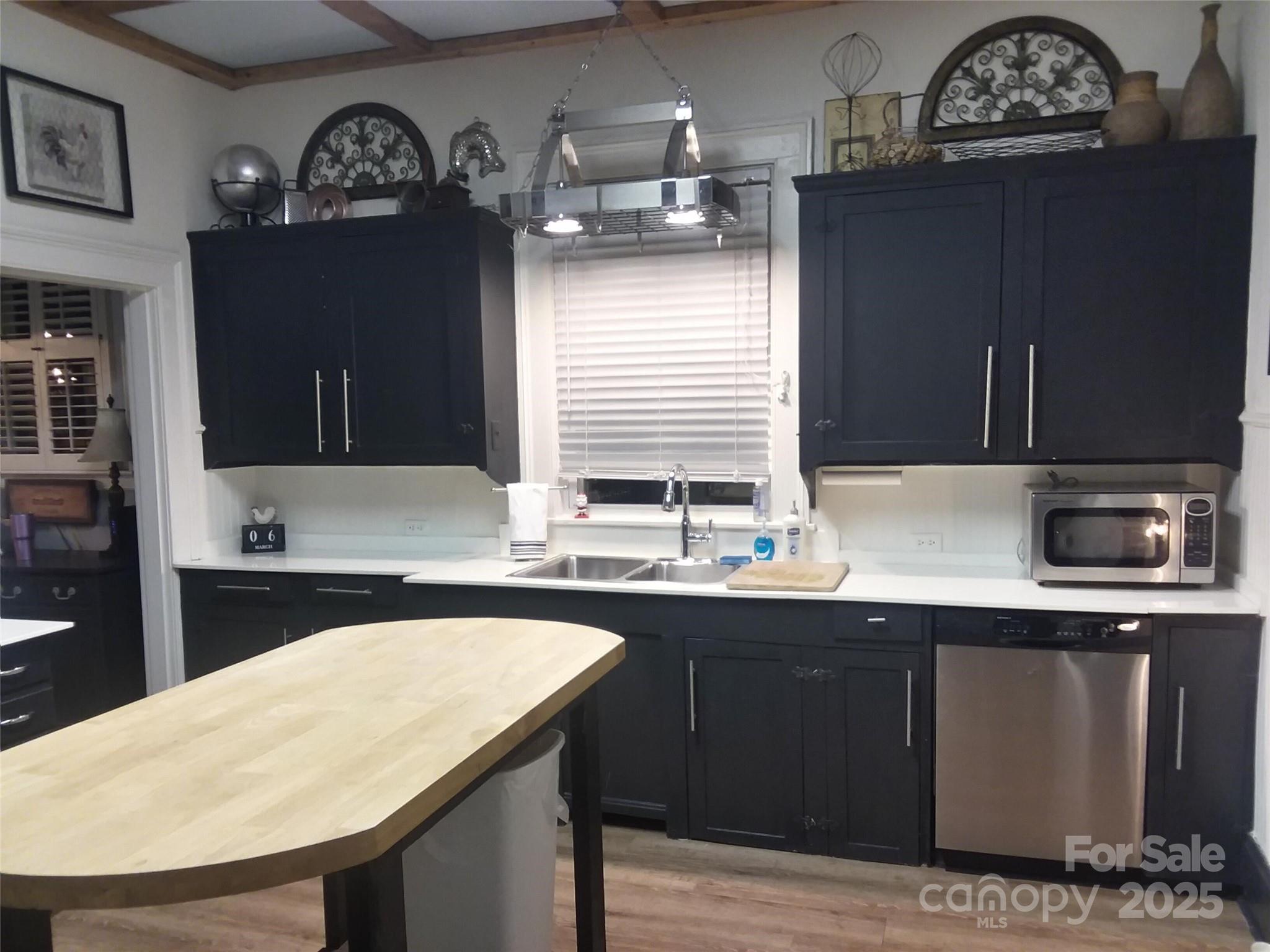 178 S Caldwell Street Brevard NC 28712