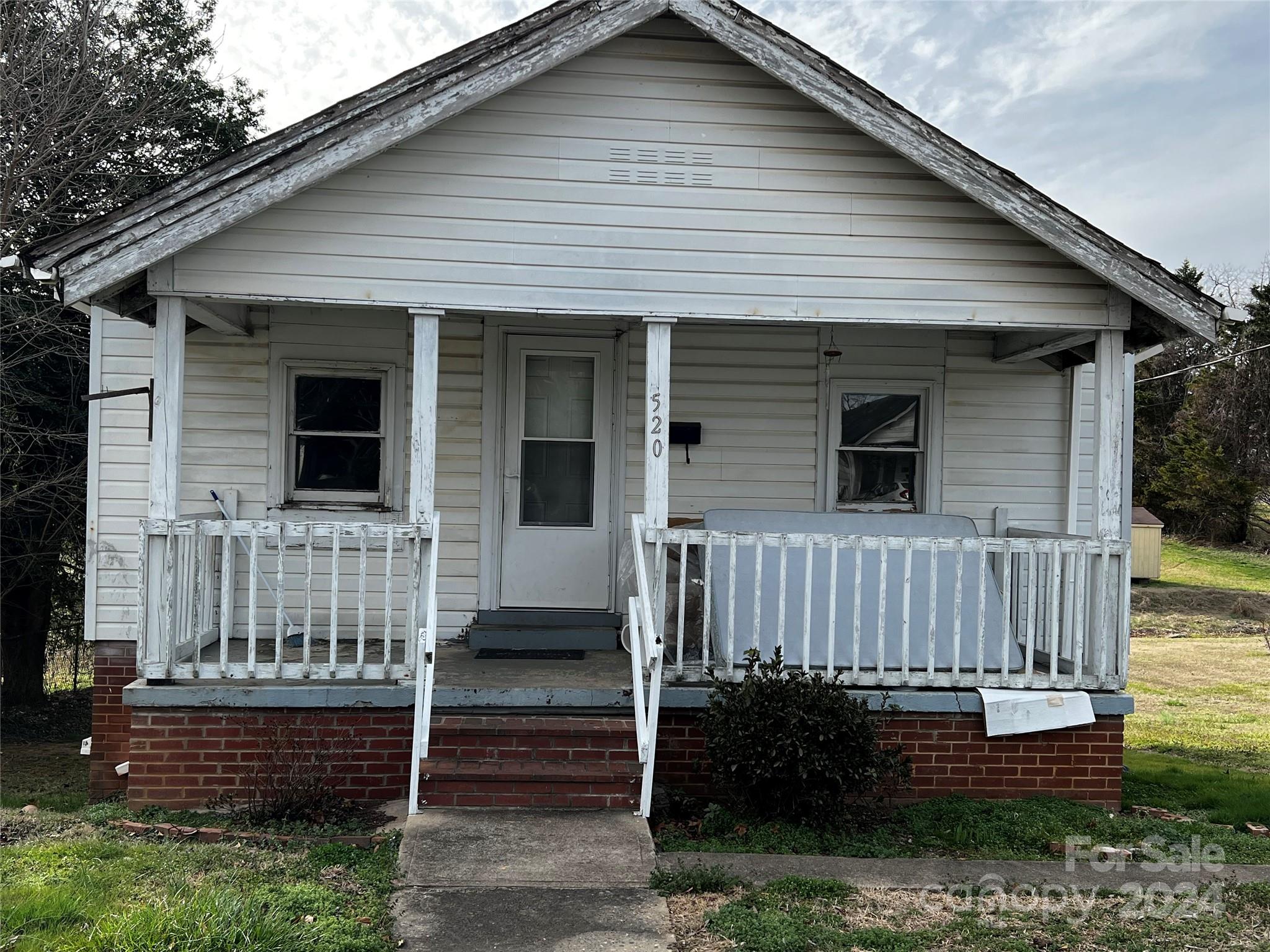 520 13th Street SW Hickory NC 28602
