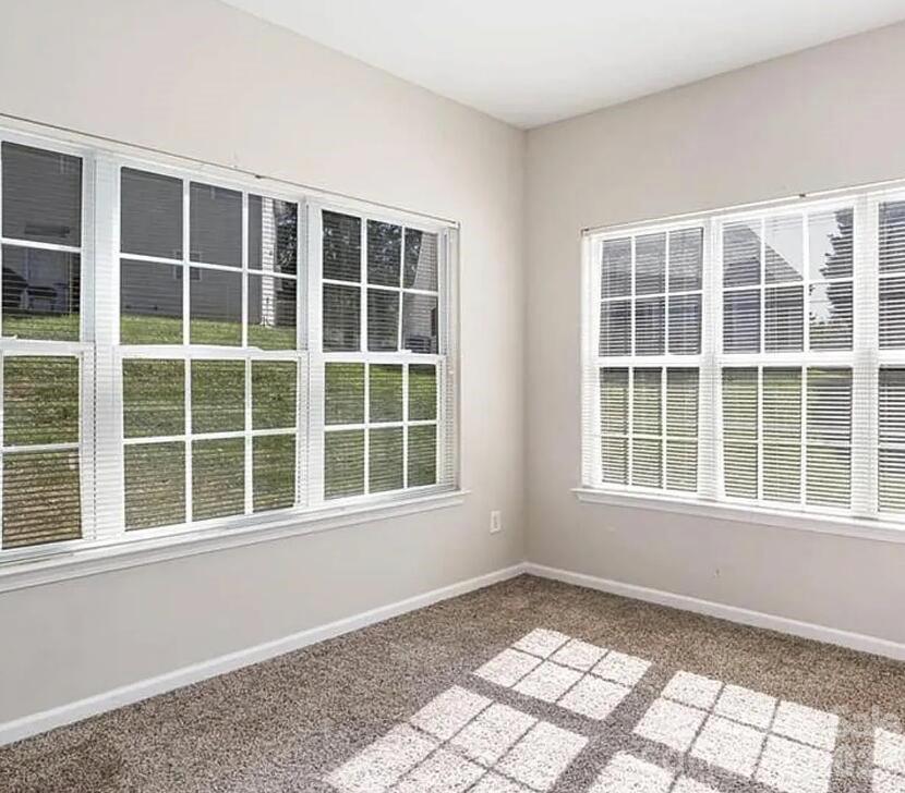 1212 Oakdale Commons Court Charlotte NC 28216