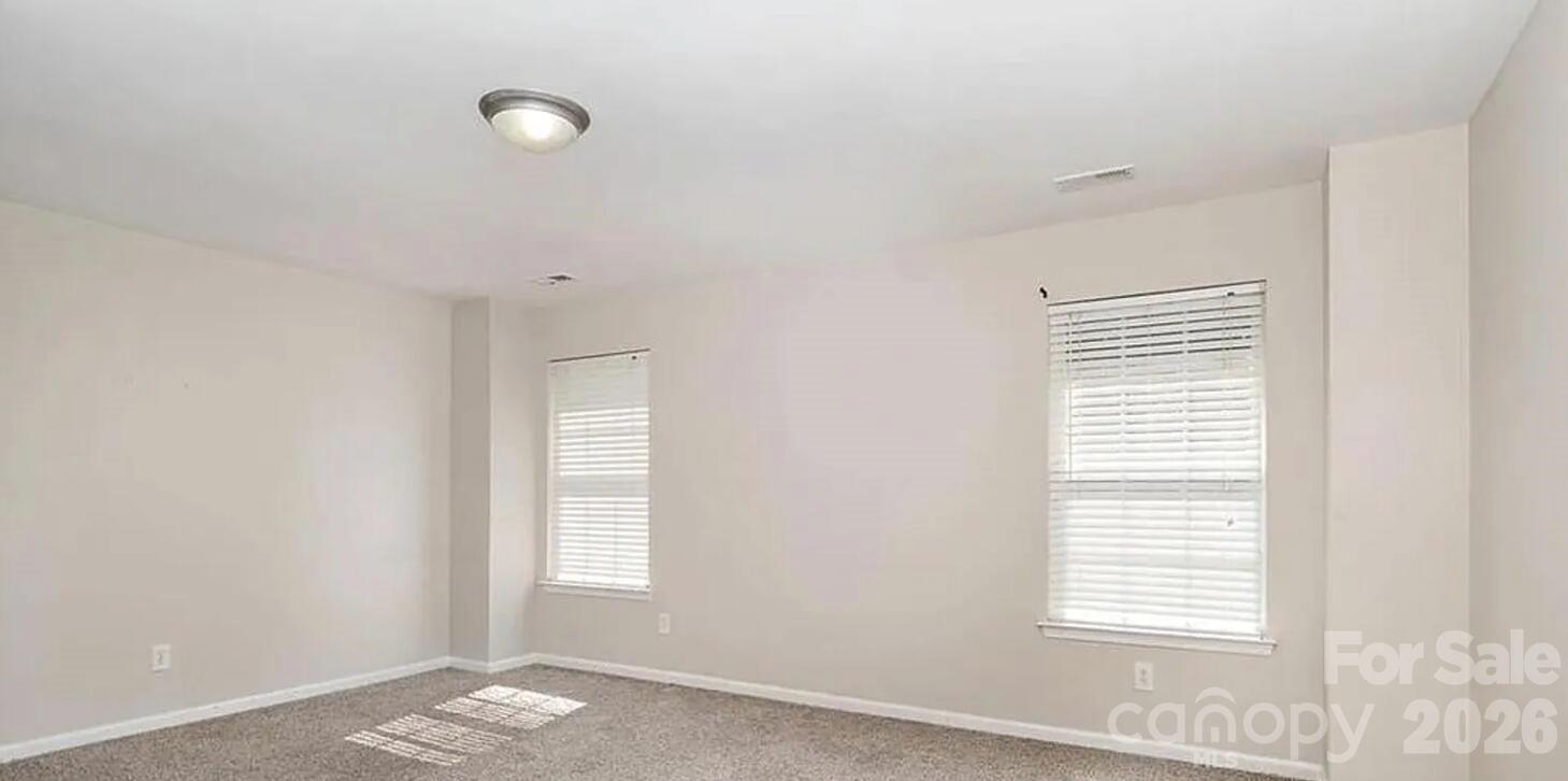 1212 Oakdale Commons Court Charlotte NC 28216
