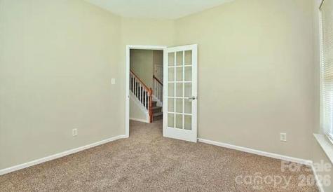 1212 Oakdale Commons Court Charlotte NC 28216