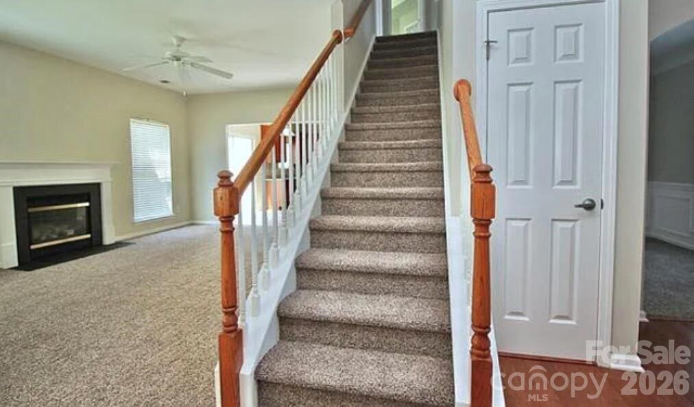 1212 Oakdale Commons Court Charlotte NC 28216