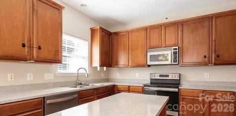 1212 Oakdale Commons Court Charlotte NC 28216