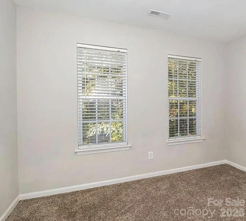 1212 Oakdale Commons Court Charlotte NC 28216