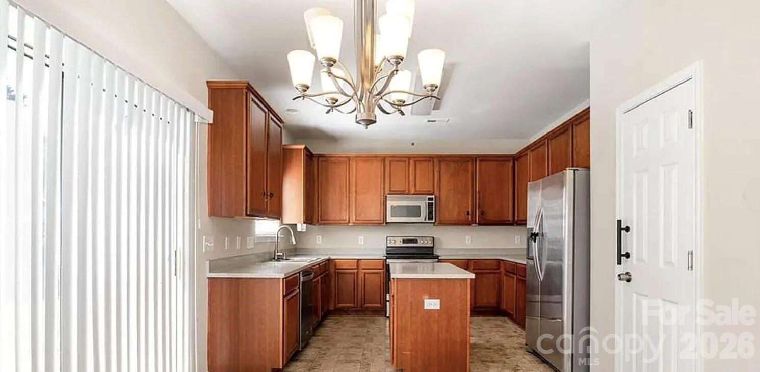 1212 Oakdale Commons Court Charlotte NC 28216
