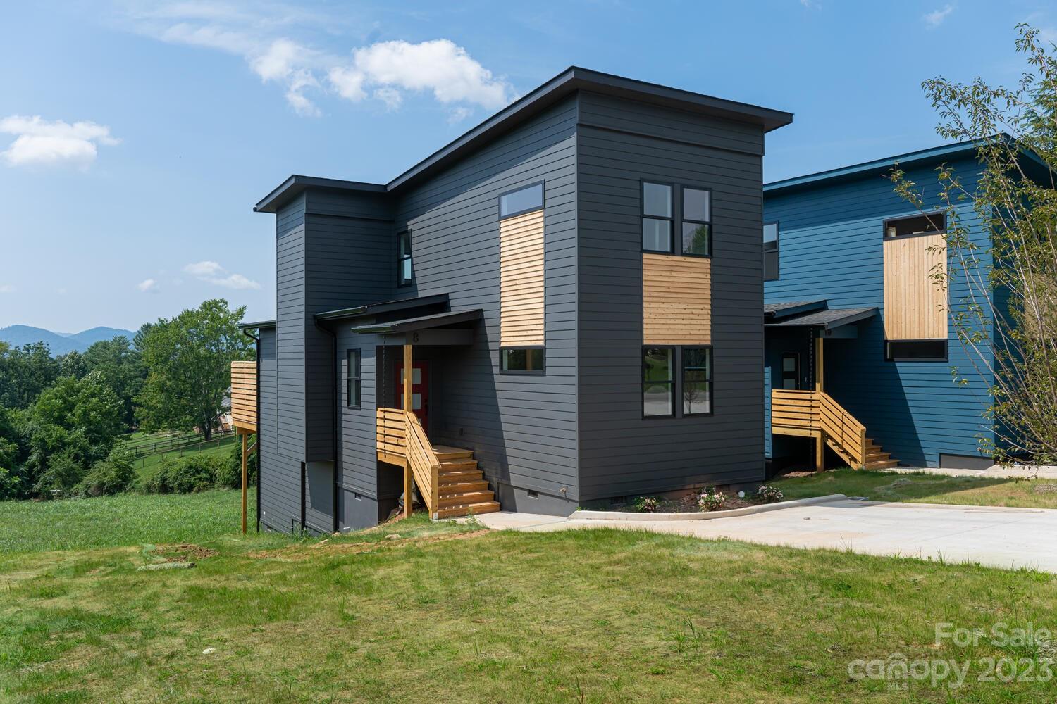8 Huffman Road Asheville NC 28806