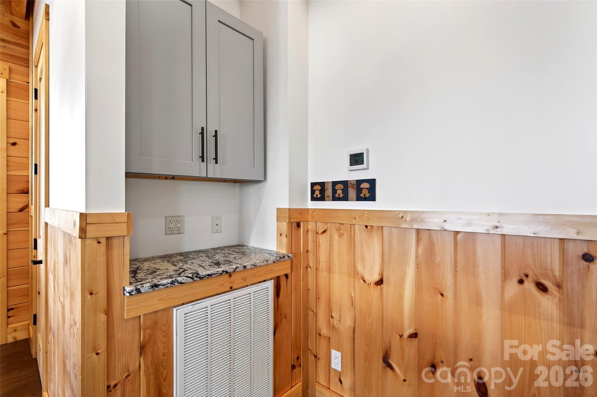 501 Wolf Pen Cliffs Road Old Fort NC 28762