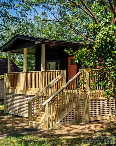 17 Springdale Avenue Asheville NC 28803