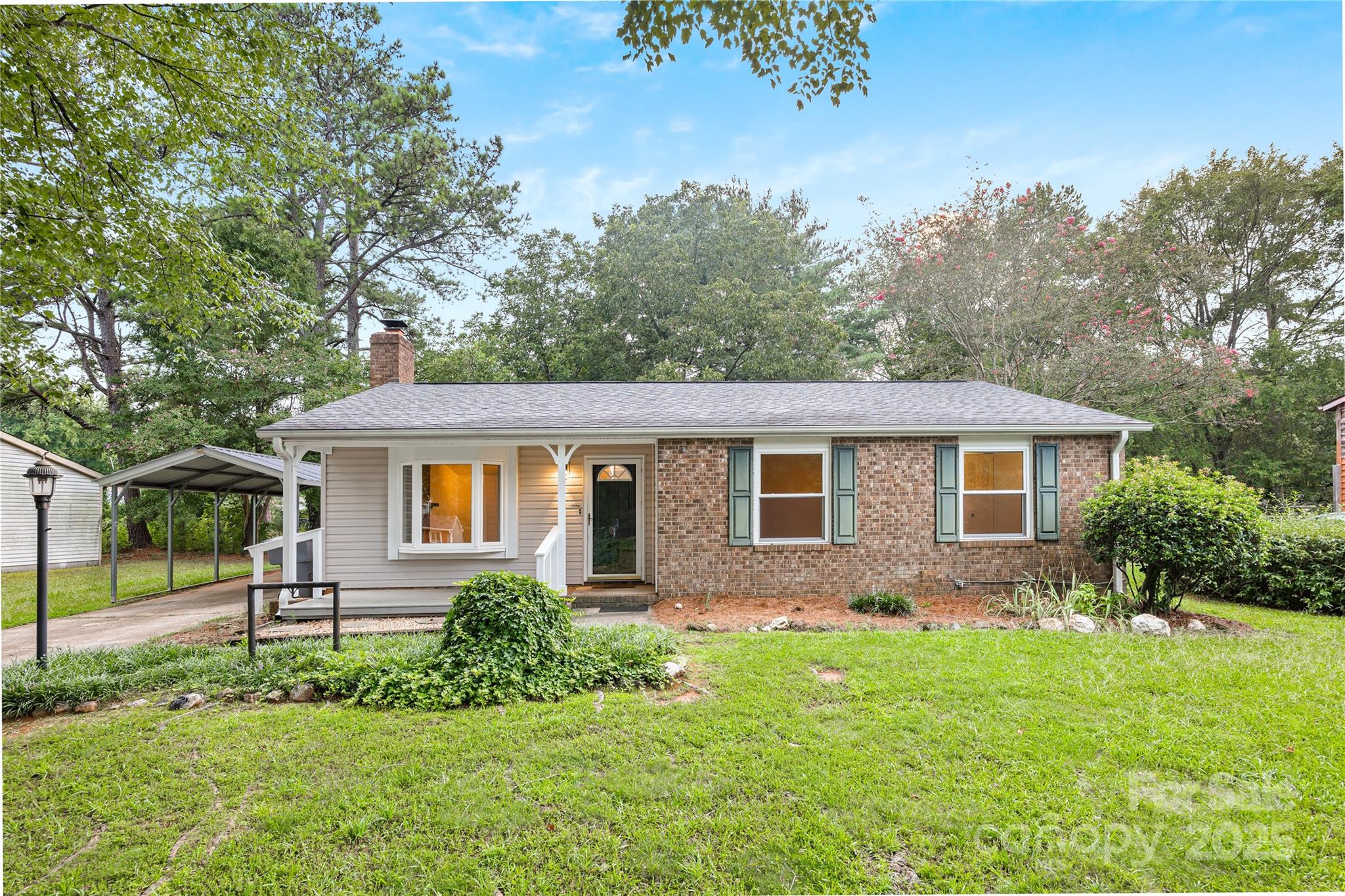 7916 Holly Hill Road Charlotte NC 28227