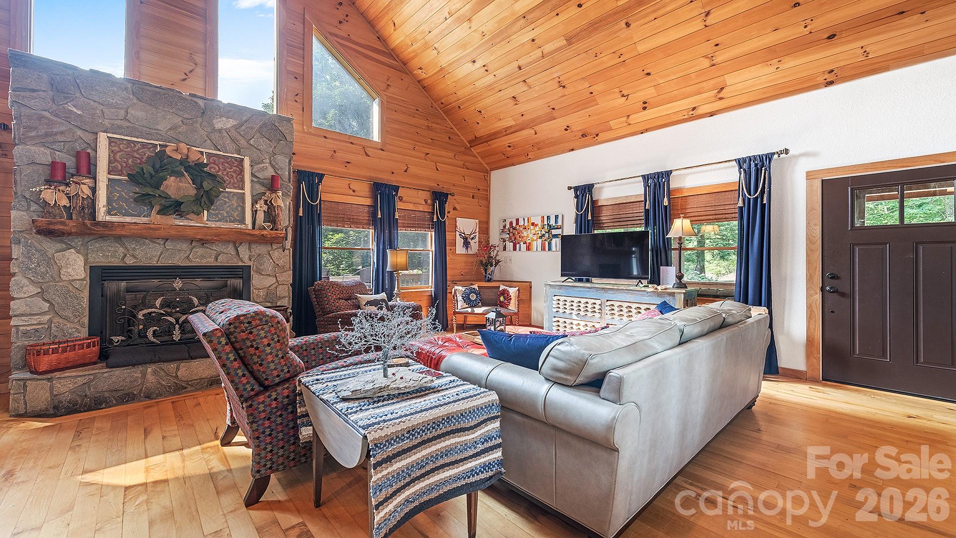 616 Appaloosa Trail Waynesville NC 28785