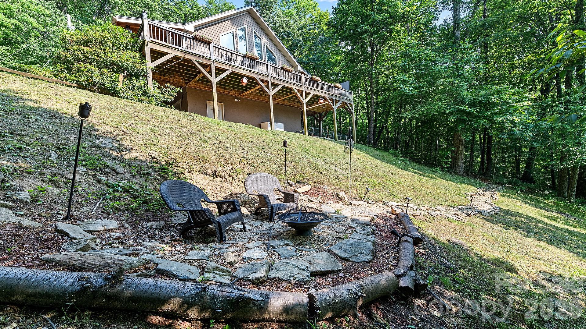 616 Appaloosa Trail Waynesville NC 28785