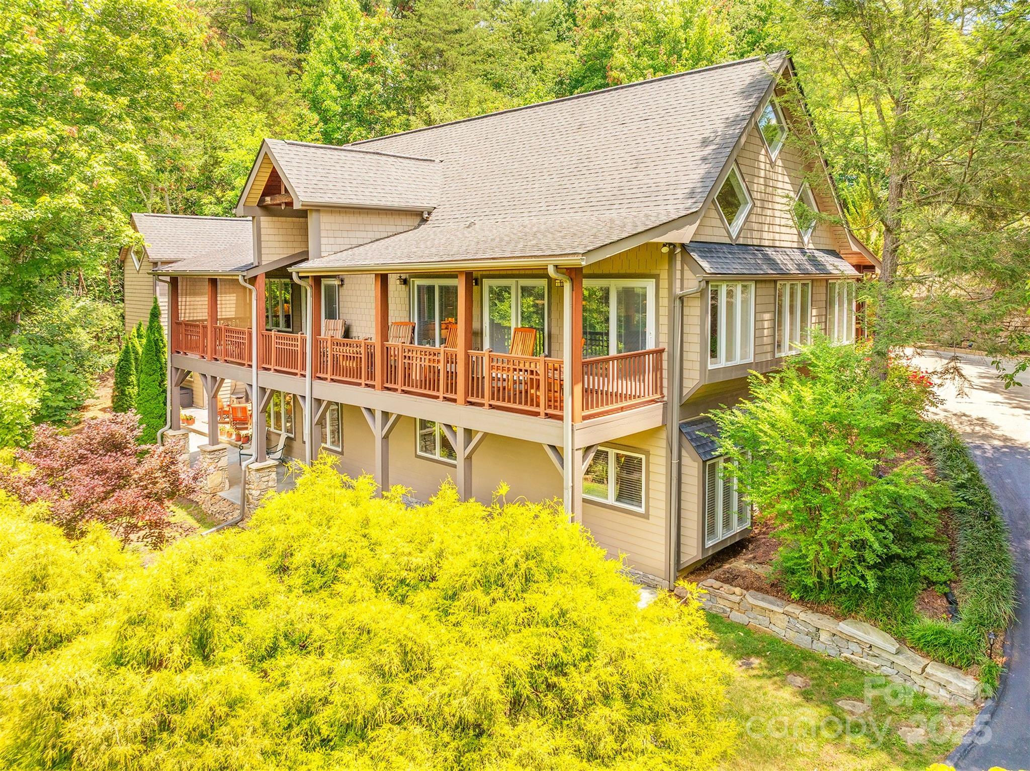 65 Hillcrest Drive Weaverville NC 28787