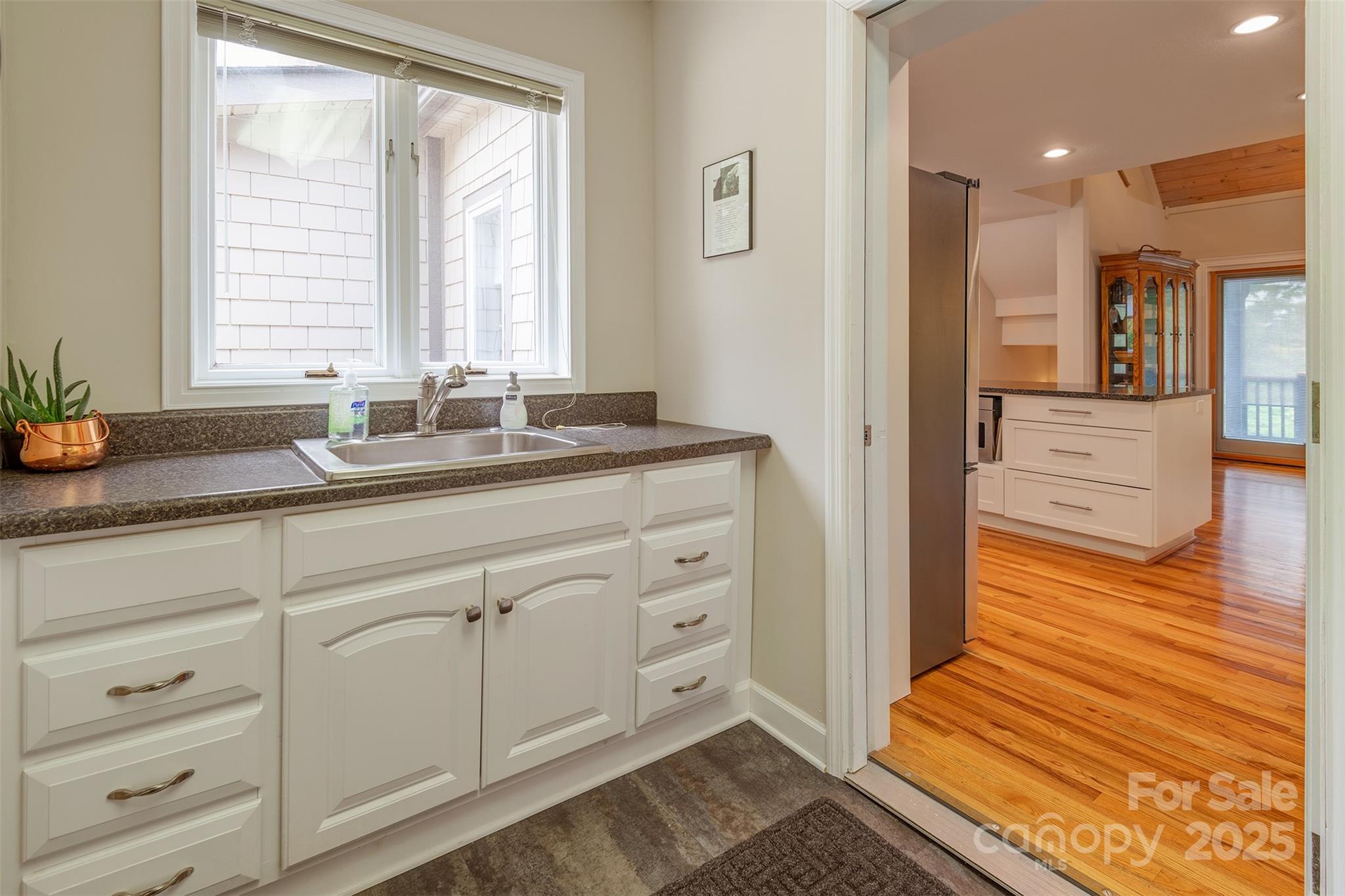 65 Hillcrest Drive Weaverville NC 28787