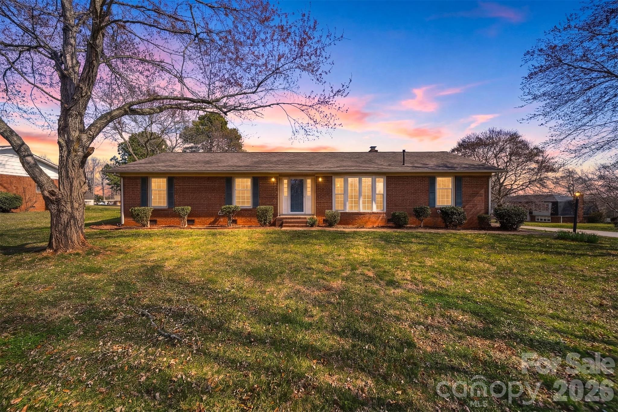 2010 Elizabeth Avenue Hickory NC 28602